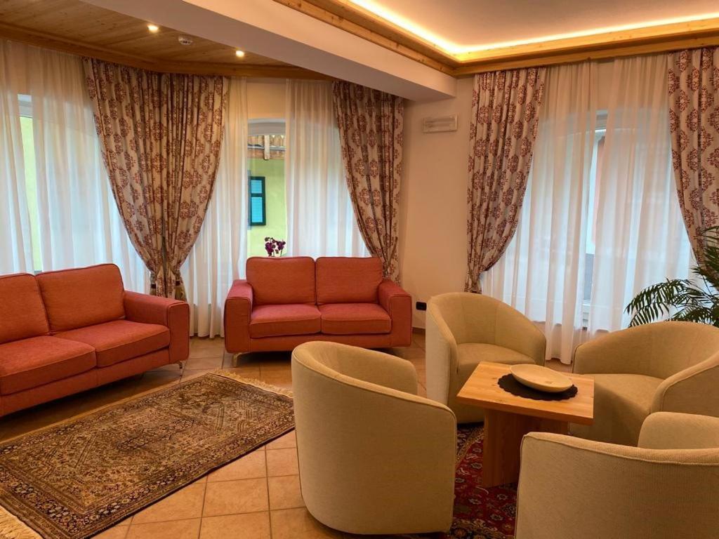Garni Villa Elsa Поца ди Фаса Екстериор снимка